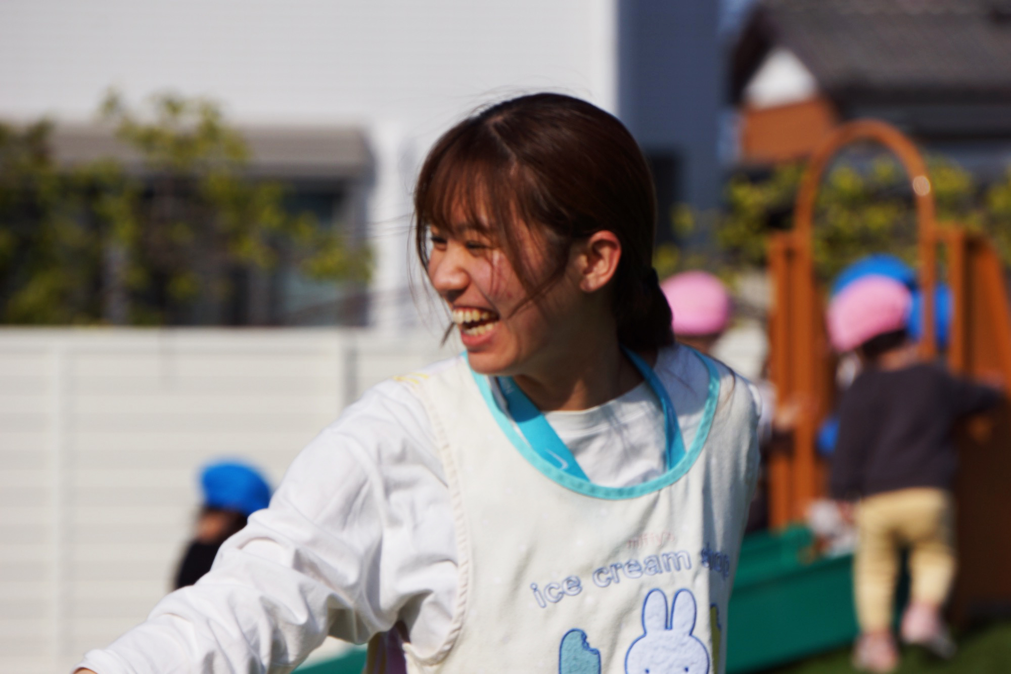 仕事とプライベートの両立はできますか?という質問に答える先輩社員