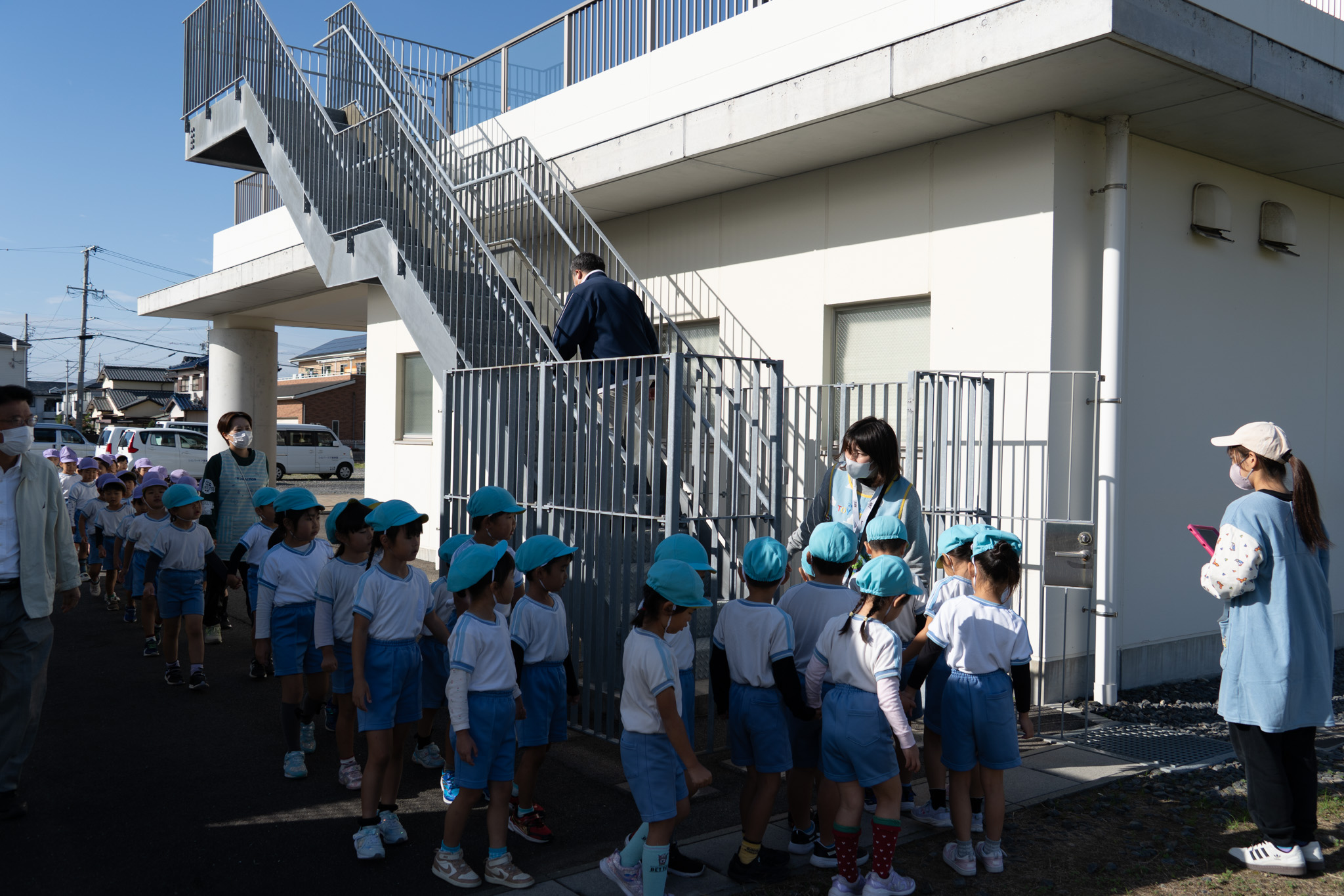 徒歩避難訓練の様子